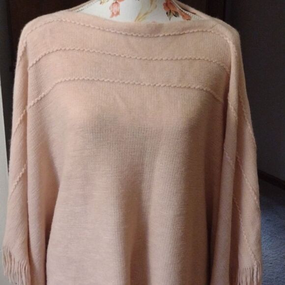 Layers by Lizden plus size poncho - Picture 3 of 12